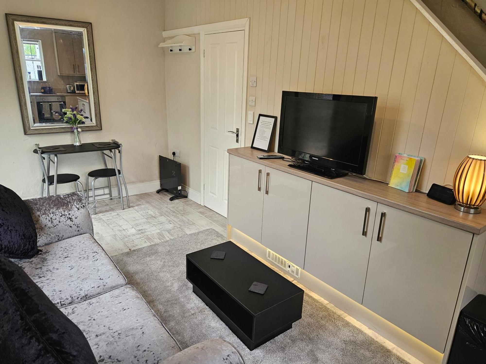 Carlisle Central, Cute Studio Appt, The Cupboard Eksteriør billede